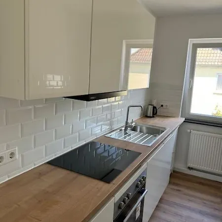 Elegant Renovierte 2-Zimmerwhg Gießen Esterno foto