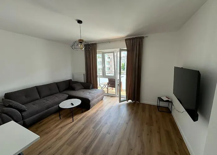Elegant Renovierte 2-Zimmerwhg
