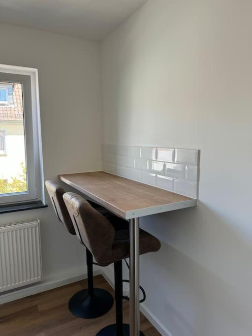 Elegant Renovierte 2-zimmerwhg Apartment Giessen
